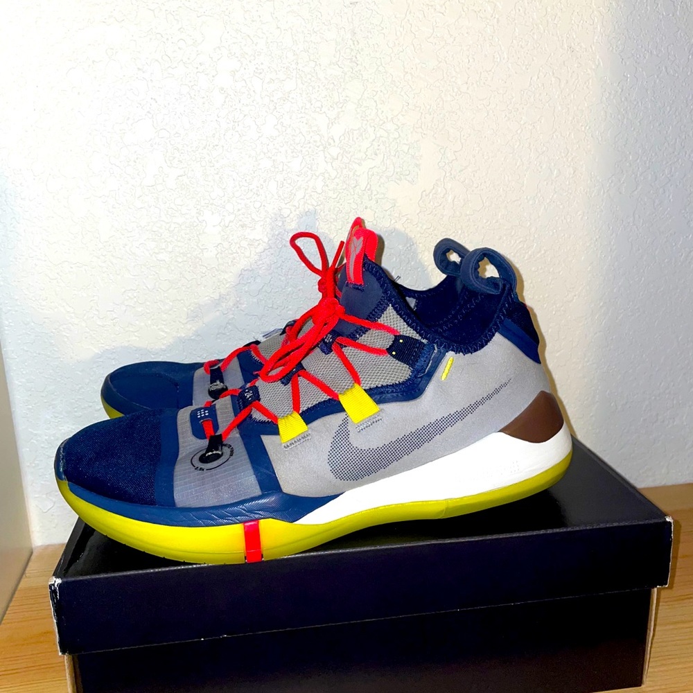 Mens 10.5 Kobe AD Sail Multicolor